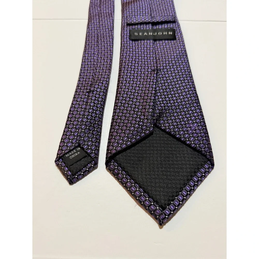Sean John Necktie Purple Black Geometric Diamond Silk Professional Formal Tie